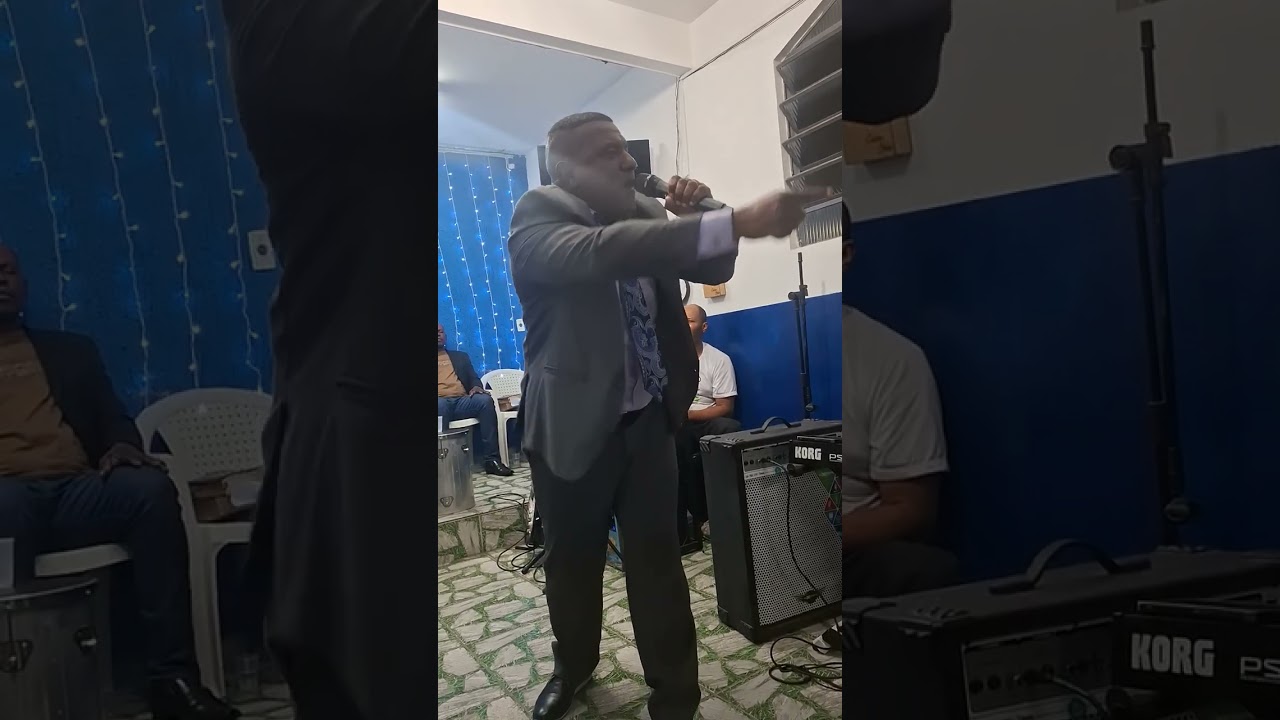 Todo que você precisa nao está fora da casa do pai . Mais está dentro da casa do Pai