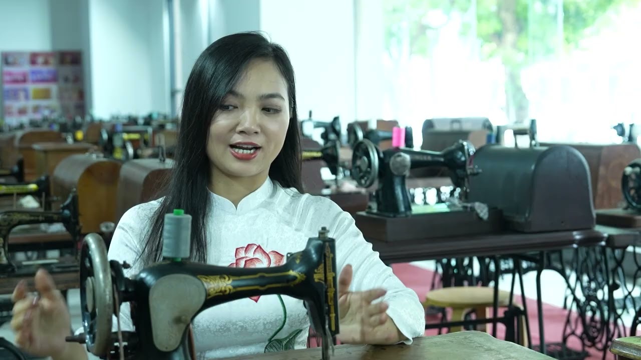 Tái sinh máy may cổ