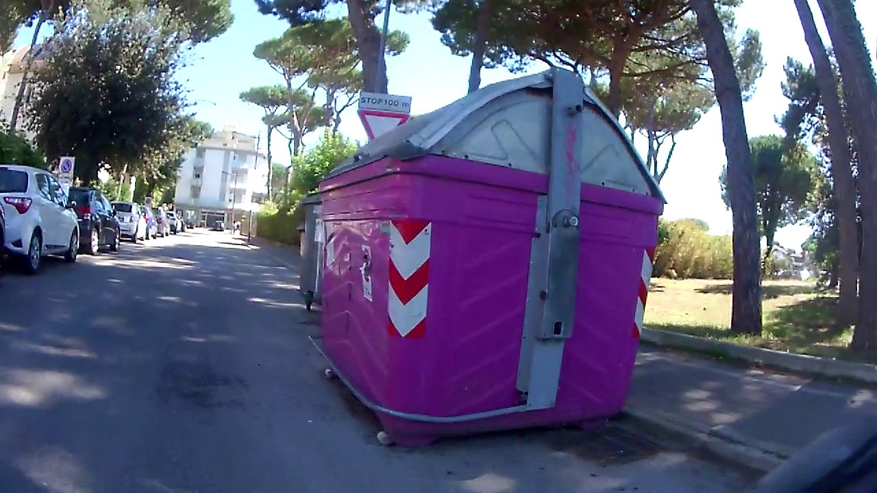 Girettino sul viale yeah girettino al lido degli Estensi