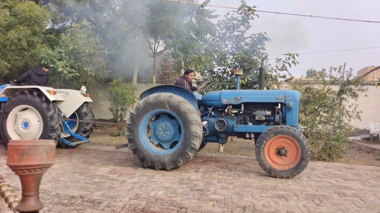 Major Fordson 1956 VS Ford 3600😂😂💪💪