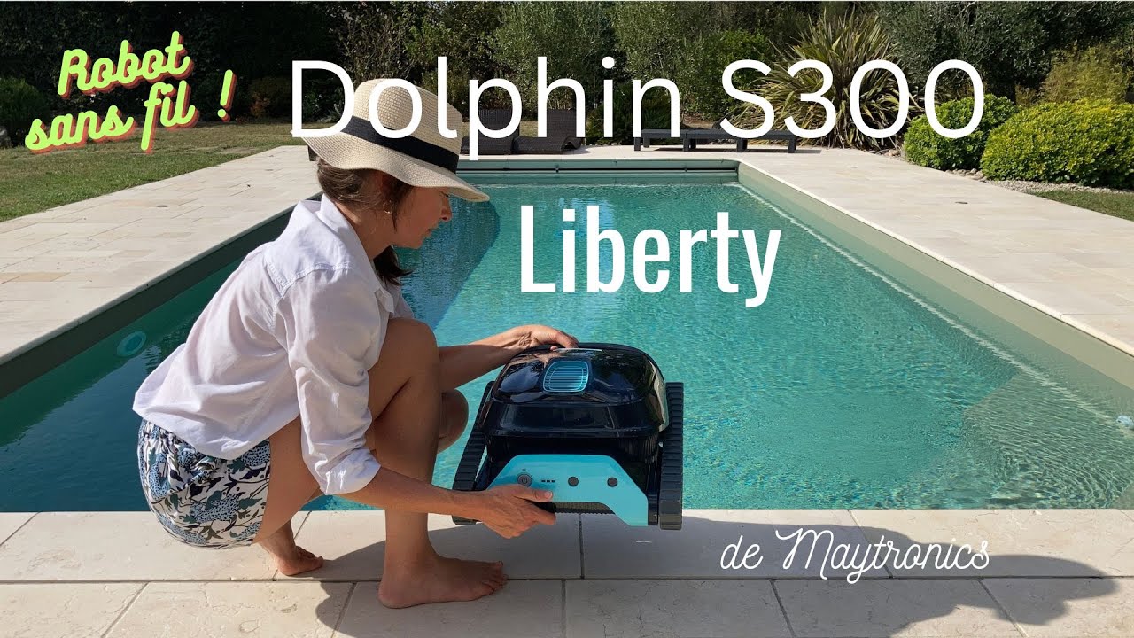 Robot de piscine sans fil efficace - le Dolphin Liberty S300 de Maytronics