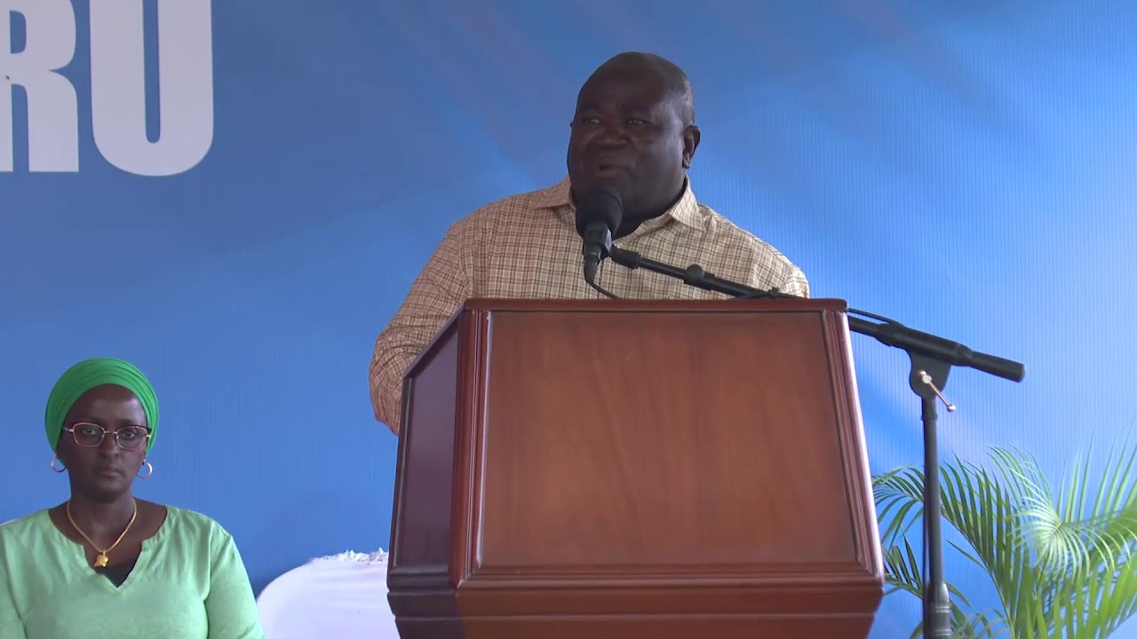 WAZIRI MKUU ANAZUNGUMZA NA WANANCHI WA NGARAMTONI
