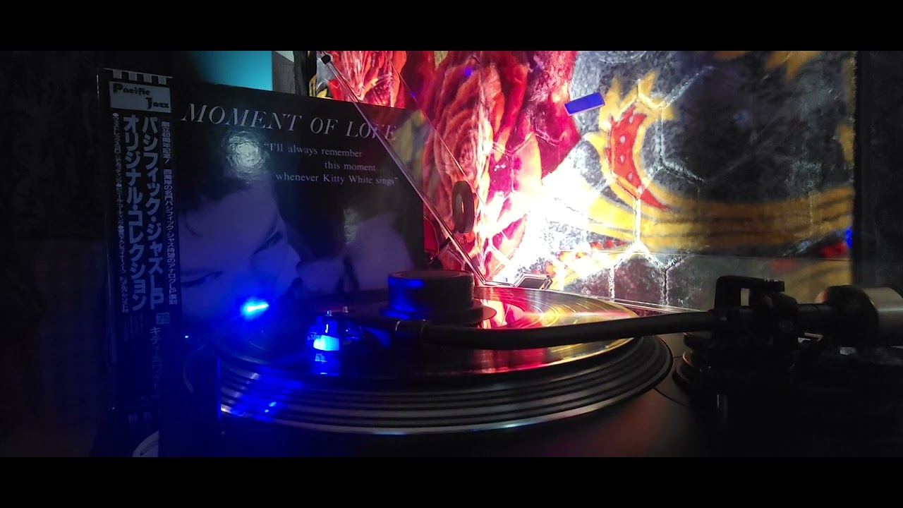Kitty White - Moment of love - full vinyl LP rip