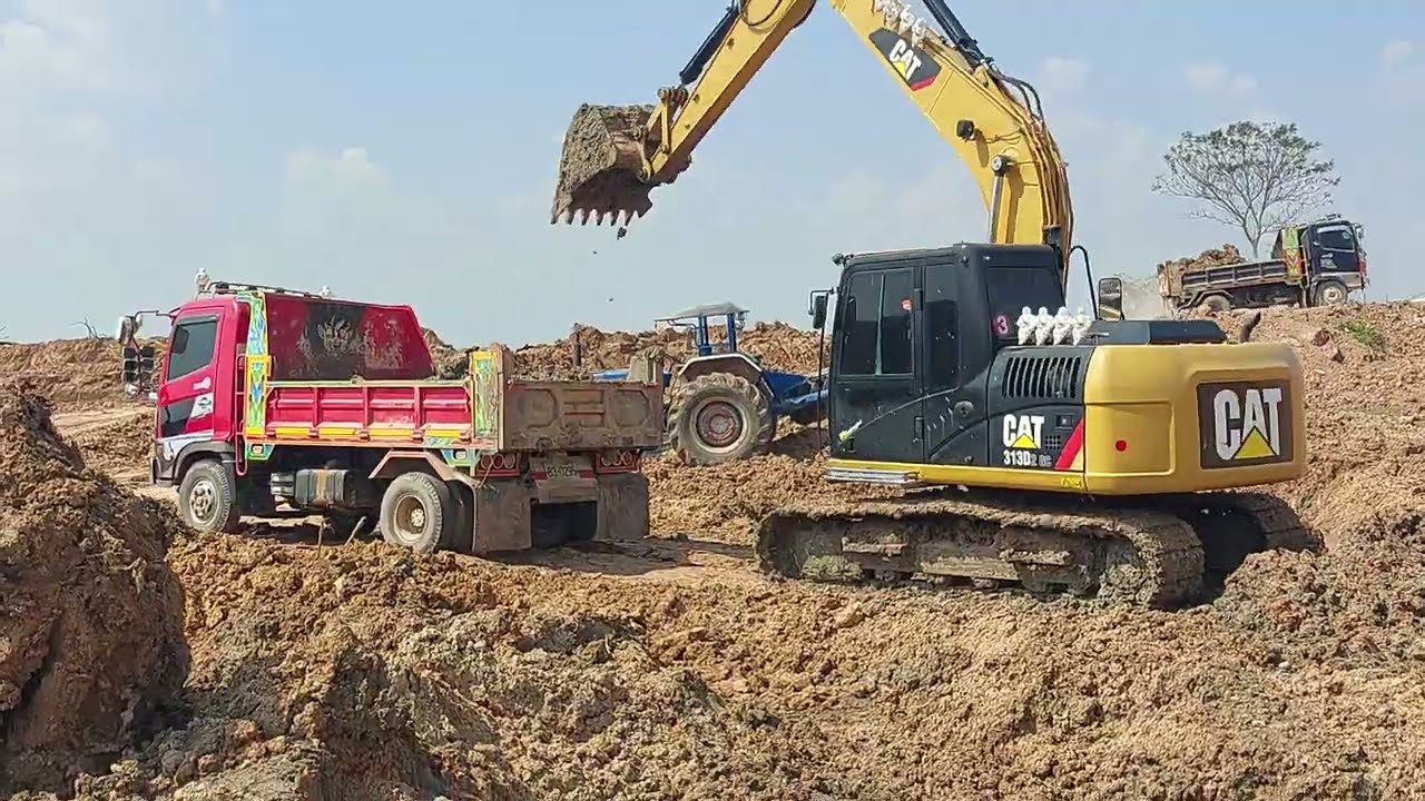 รีวิว แพคคู่ CAT 313D2 GC ขุดลอกอ่างน้ำใสๆ ดั้มรถไถฟอร์ด ทีมงาน มงคลฟาร์ม จัดให้ excavator and truck