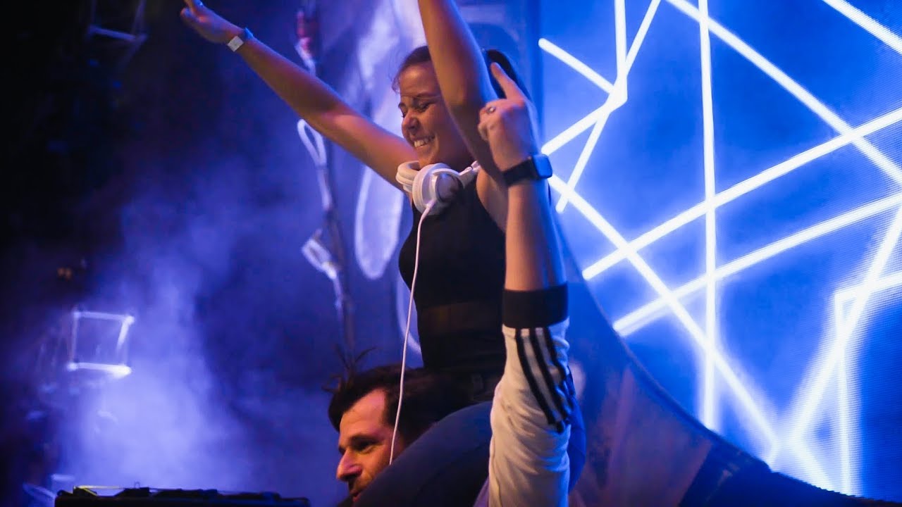 Pioneer DJ alpha 2018 - Backstage mit DJane Anastasia Rose