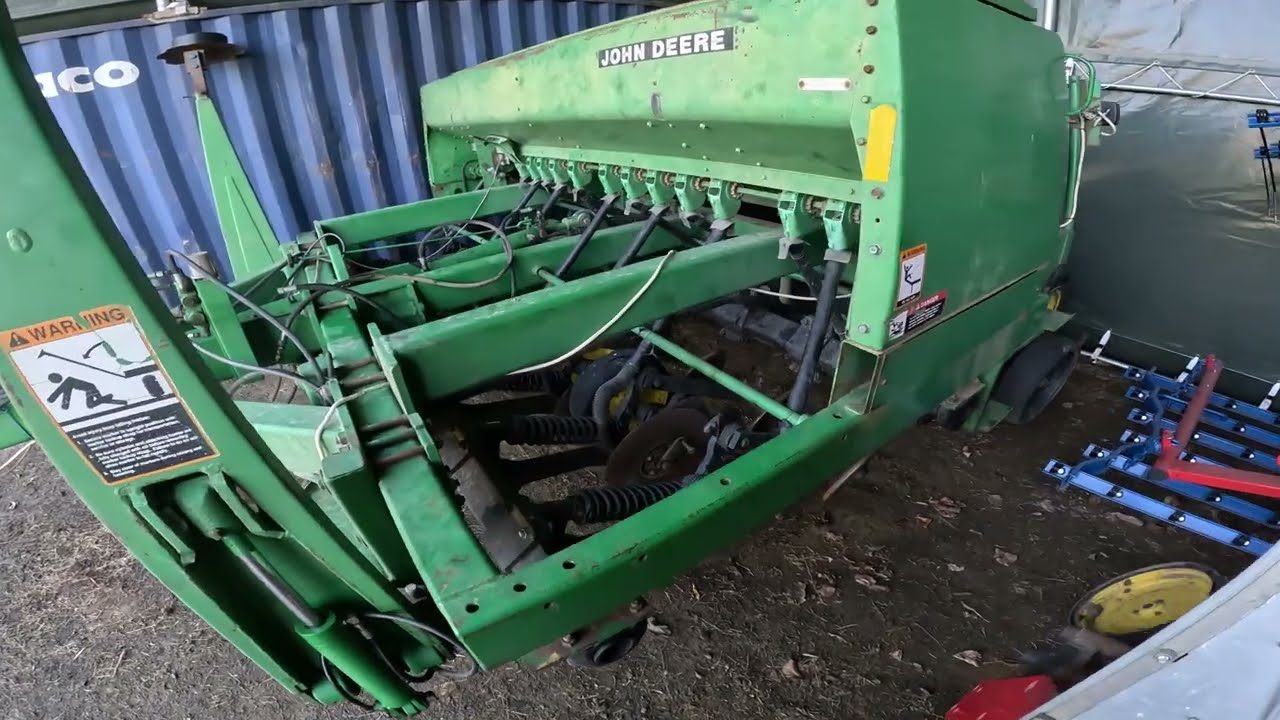 John Deere 750 vetőgép körbejárása, átnézése.