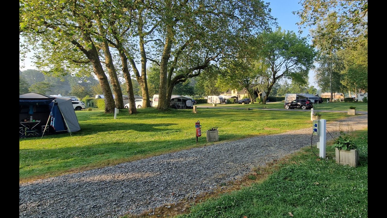 Camping du Château de LezEau