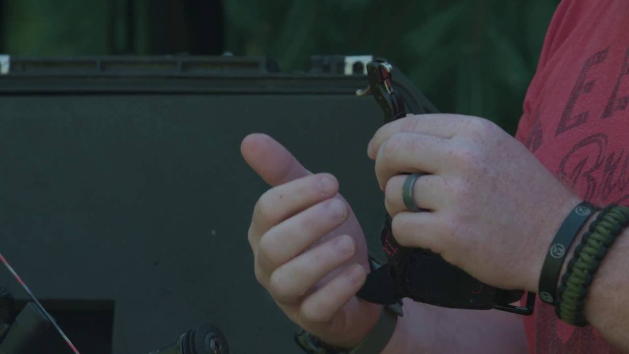 Hunting Product Reviews | Tru-Fire Hardcore Buckle Black Release
