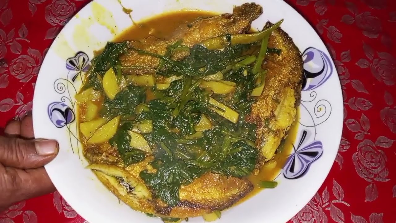 পাবদা মাছ পালং শাক ও আলু দিয়ে রান্না 😋🫰 #cooking#recipe #deliciousrecipe #homemade#yummy#food 