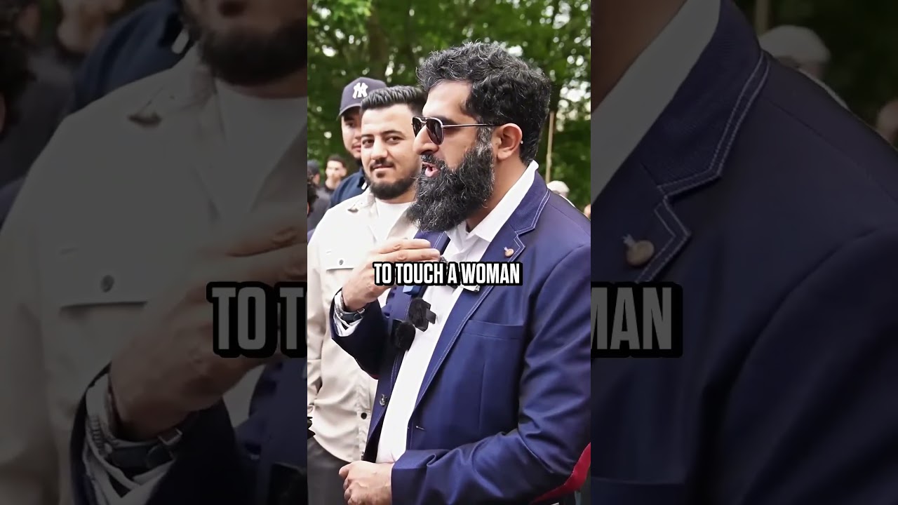 Muslim Refuses To Touch Lady