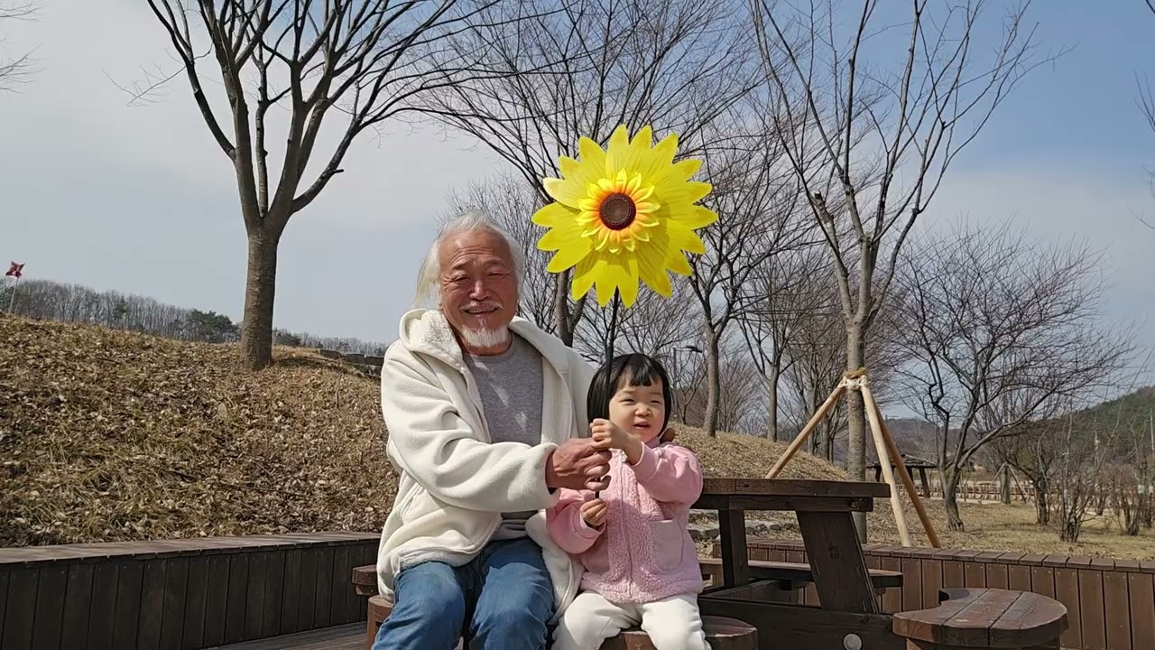 린이 바람을 느껴요..