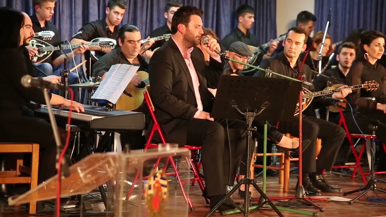 Σ΄ένα βράχο φαγωμένο