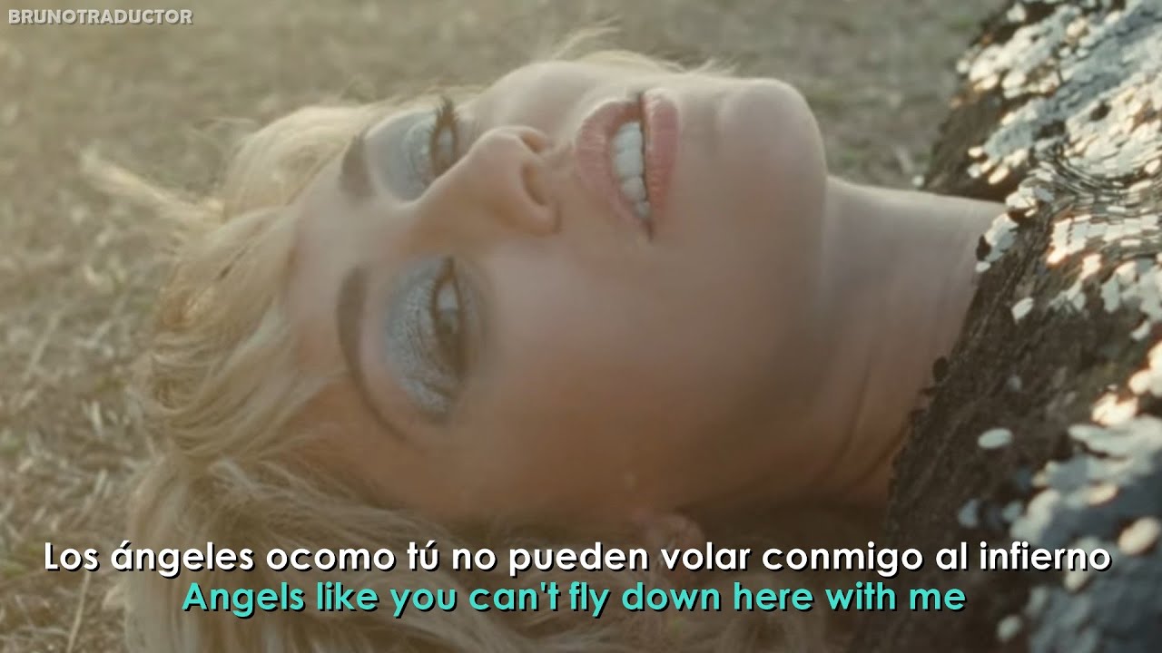 Miley Cyrus - Angels Like You // Lyrics + Espa&ntilde;ol // Video Official