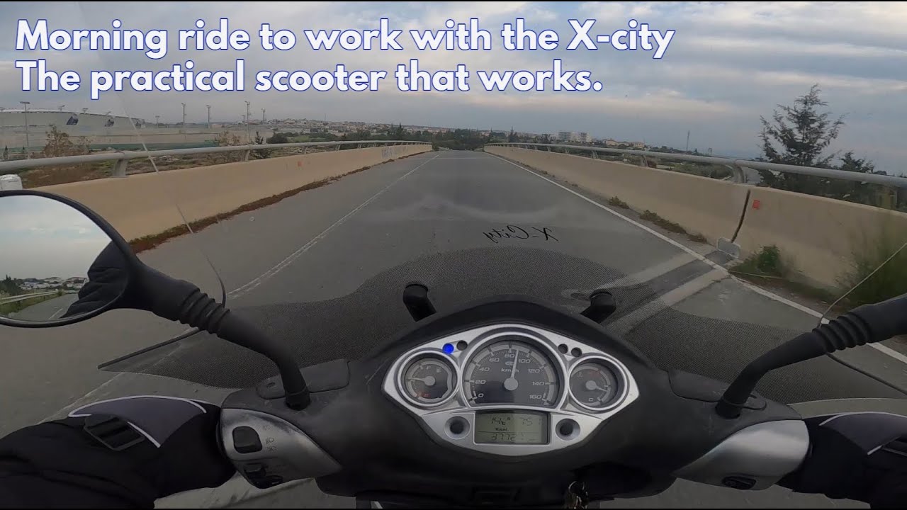 Early morning Ride to work with the most practical ride. The Yamaha X-city 250.