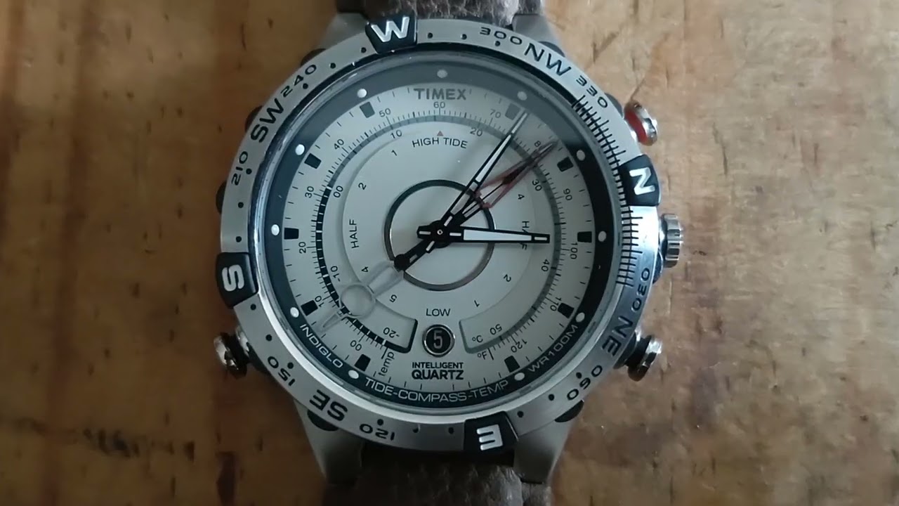 Reloj TIMEX T2N721 bello, inteligente y elegante