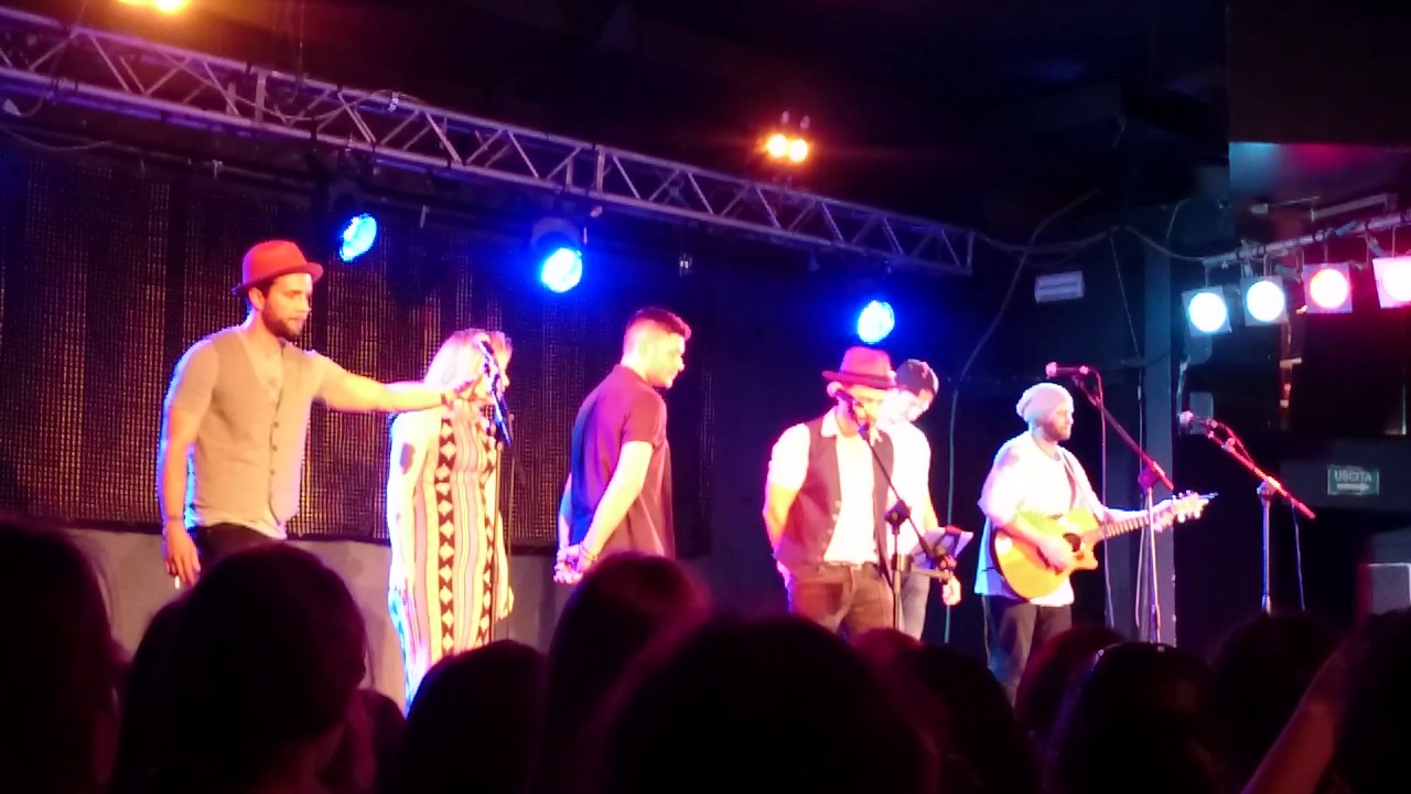 Jensen, Briana, Gil, Rob, Sasha, Jason, take a load off Annie, Monday concert jib8