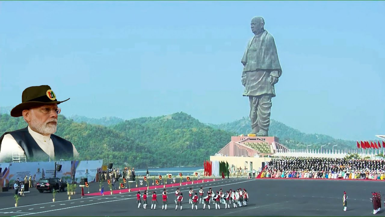 Shree Swaminarayan kanya Vidya Mandir-Bhuj  Rashtriya Ekta Diwas Parade 2022 in Kevadia, Gujarat