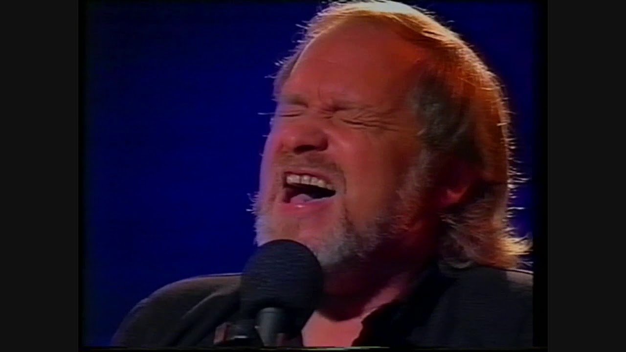 Eric Bogle : SInging The Spirit Home (live 1994)