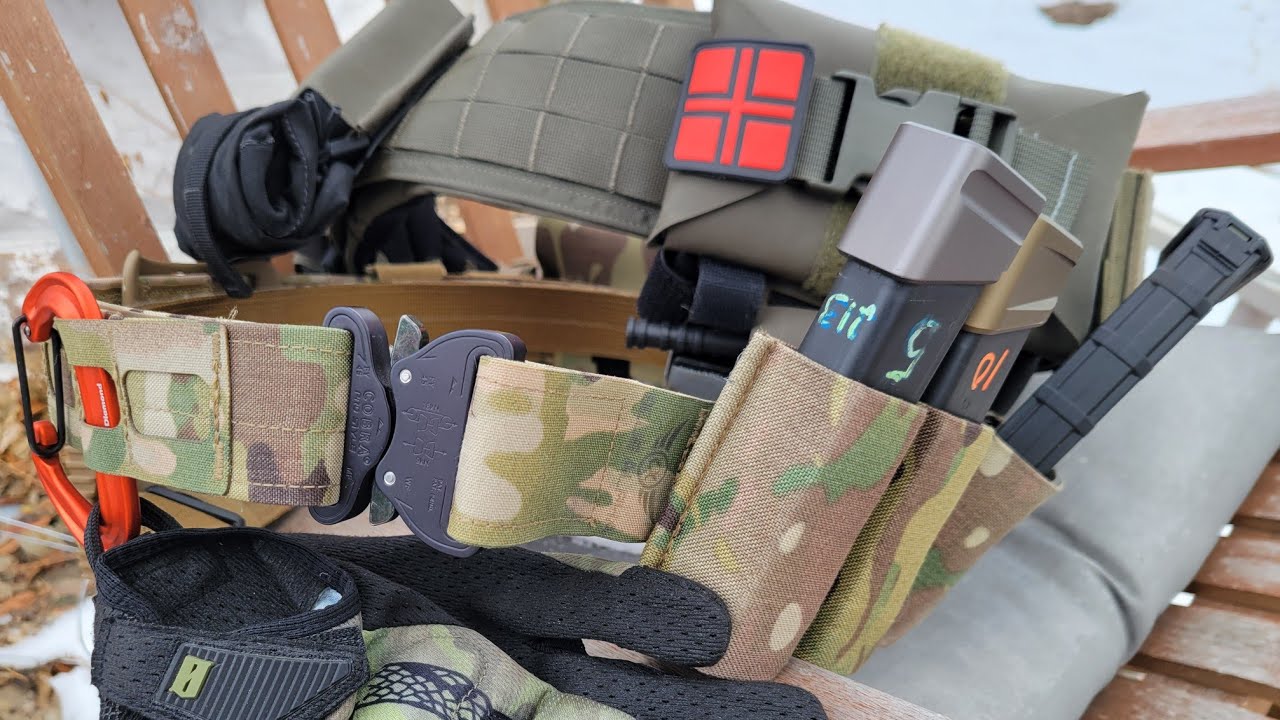 Minutemen Layout the Battle Belt