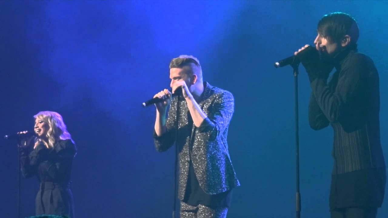 Pentatonix – Can’t Sleep Love – KOST Christmasland  12/6/2015