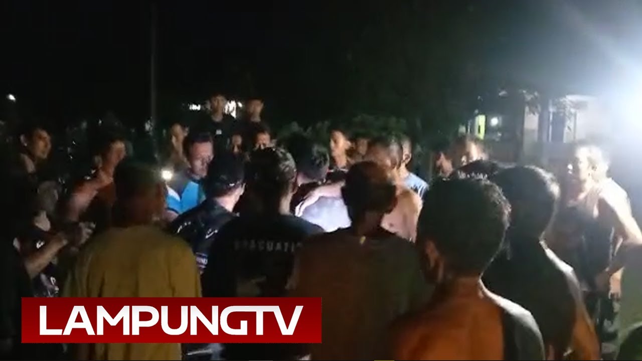 Massa Tangkap Terduga Maling Motor di Lampung Timur