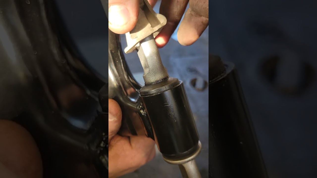 2017 Toyota Camry right front lower control arm replacement 