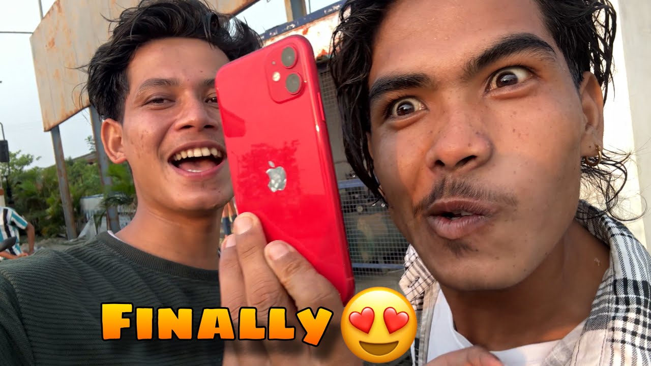Gifted IPhone To Hipopi 😍