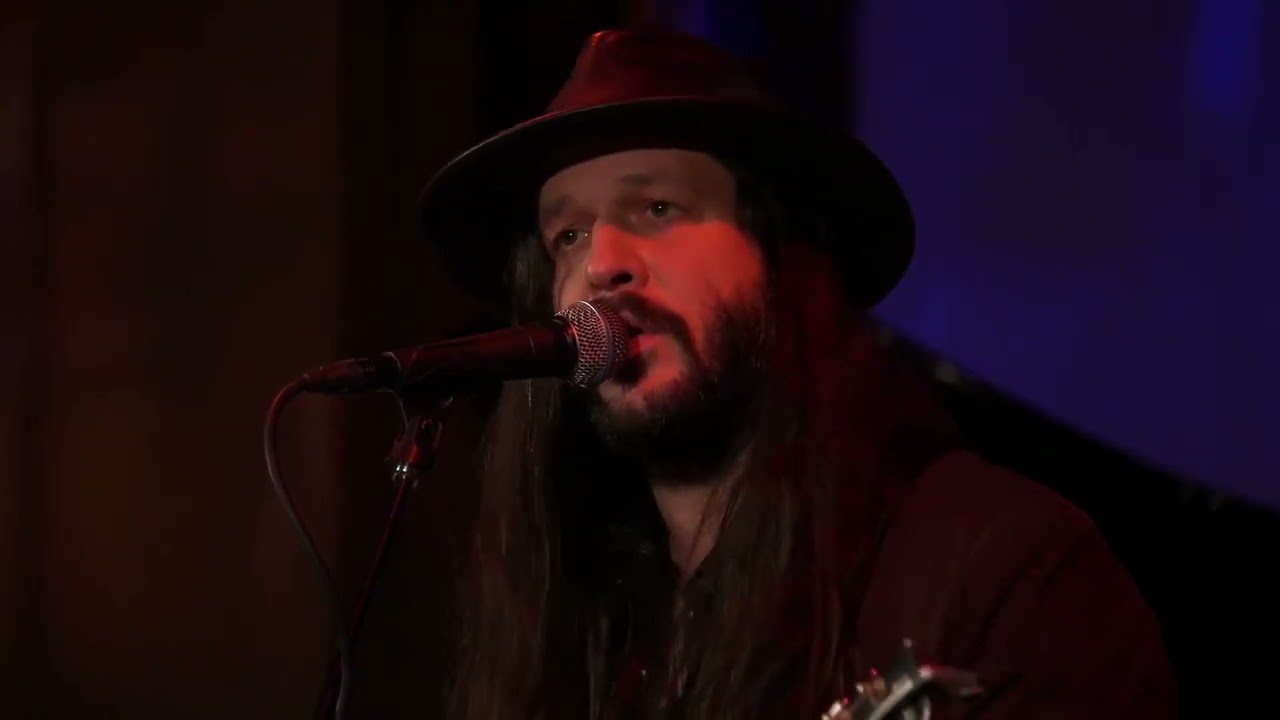 Shawn James - “Midnight Dove” (Live from the Old Church Concert Hall)