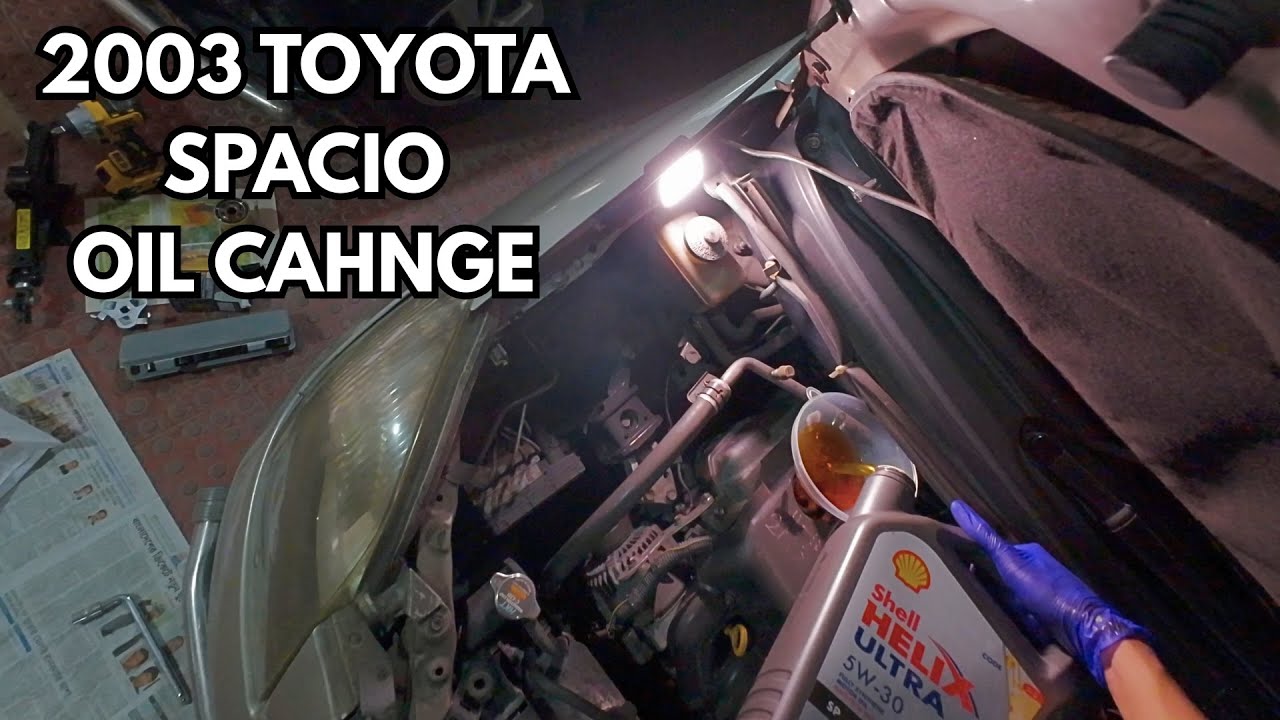 2003 Toyota Spacio oil change - POV