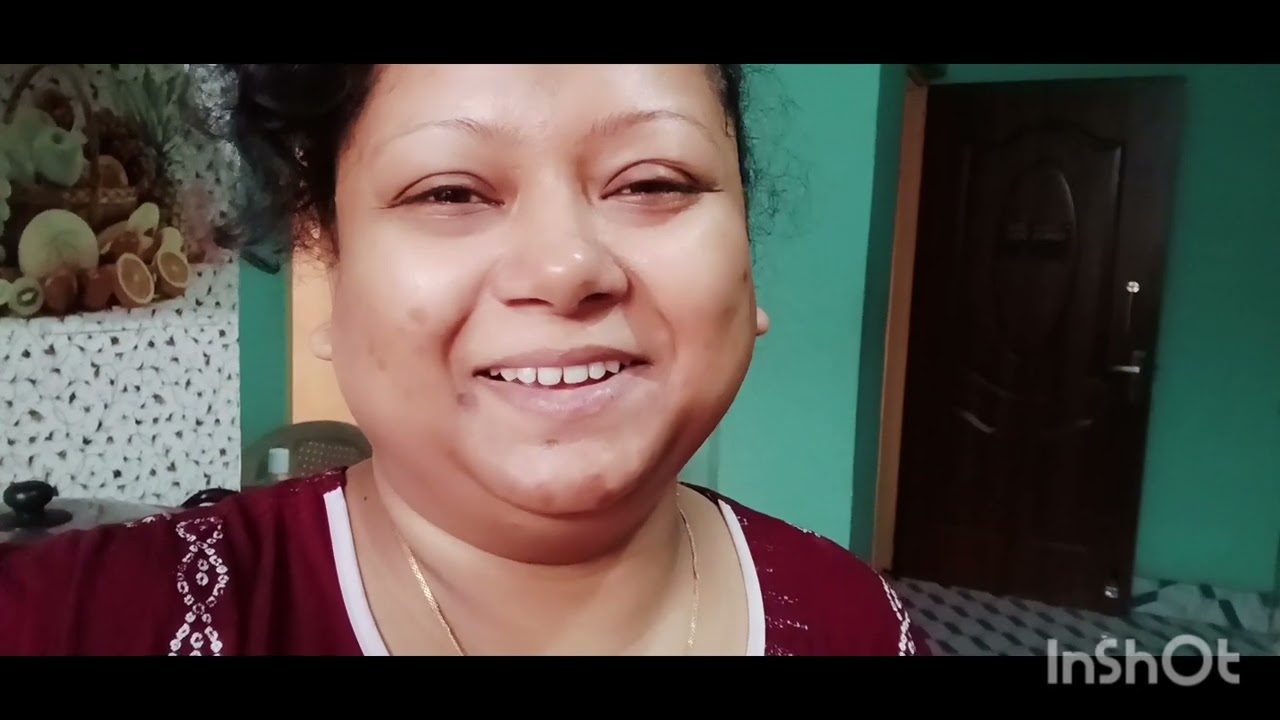 গৃহস্থ বাড়ি থেকে কেউ এভাবে যায় বলতে গেলে দোষ/আজ সনুর বাবা গোপালের সেবা দিল/গিফ্ট কিনতে গেলাম দুজনে
