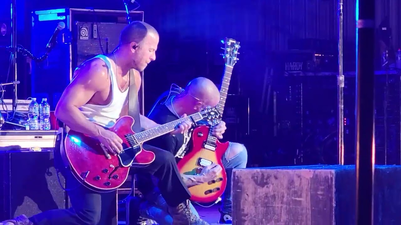 Kip Moore - Come and Get It - Live PNC