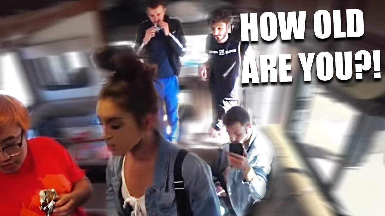 Девочку вышвырнули из автофургона Ice Poseidon и бросили посреди пустыни