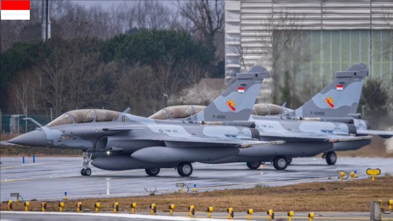 Три истребителя Rafale, заказанные Индонезией, прибыли на место.