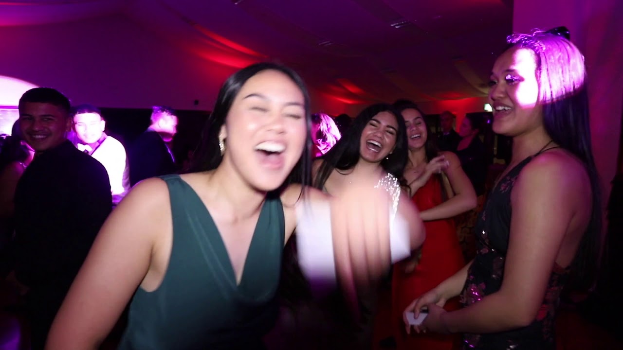 Te Wharekura o Maunao School Ball