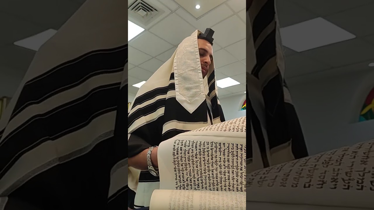 מגילת אסתר נוסח תימן - החזן מאור גולן יצ