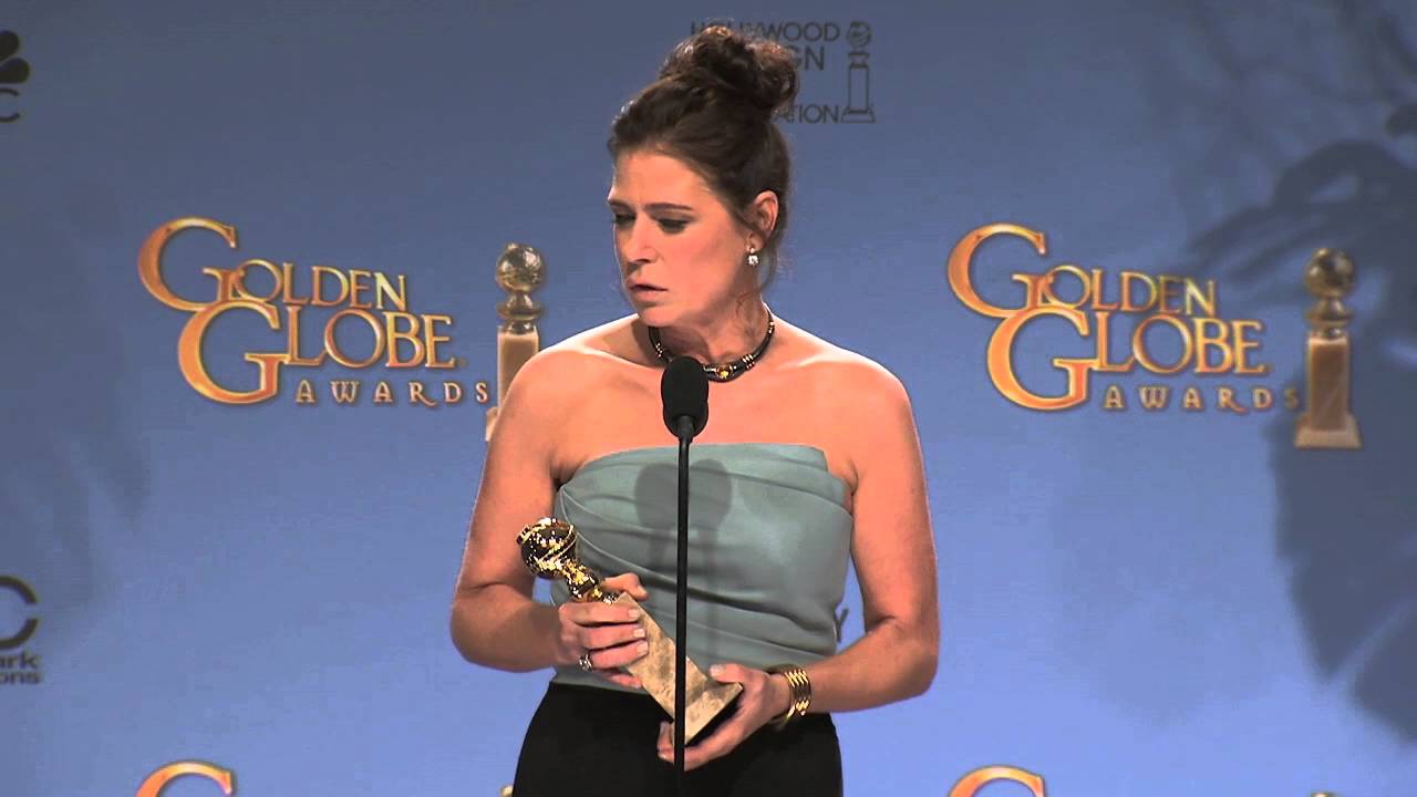 Maura Tierney: Golden Globe Awards Backstage Interview (2016) | ScreenSlam