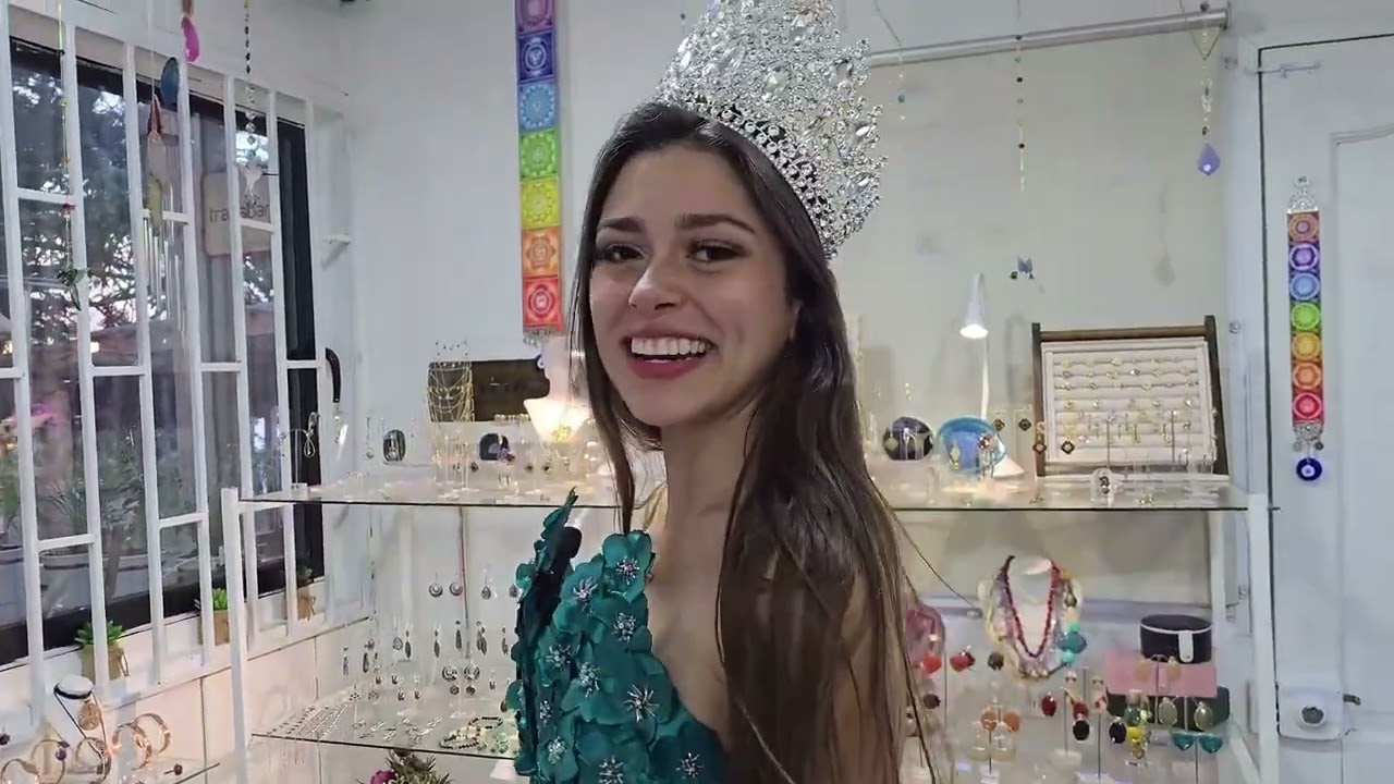 DESAFIANDO A LA REINA CAP1 (ISLA AILLAQUILLEN)
