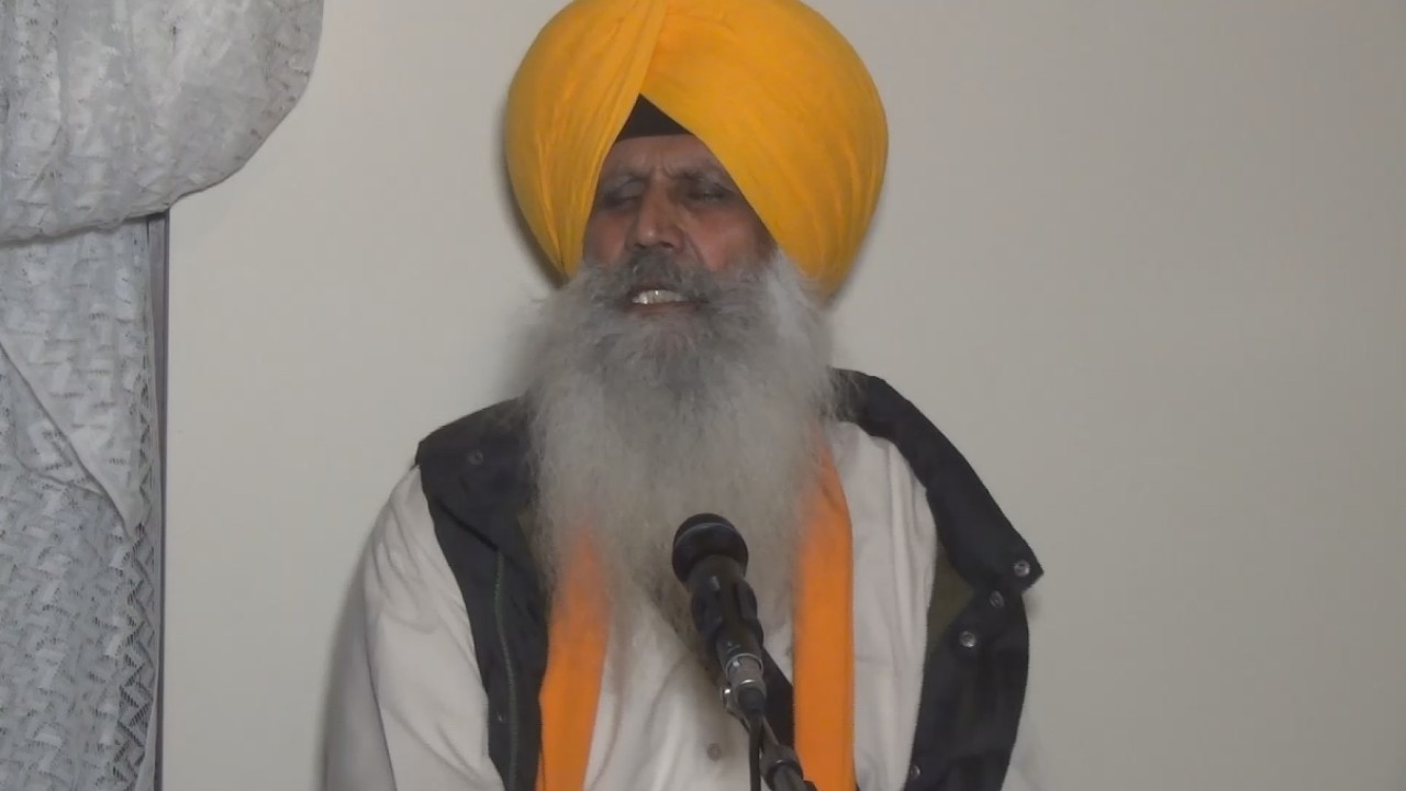 (ਈਰਖਾ) ਸਿੰਚਹਿ ਦਰਬੁ ਦੇਹਿ ਦੁਖੁ ਲੋਗ Sinchehi Dharab Dhaehi Dhukh Log Bhai Kanwarjit Singh Ji