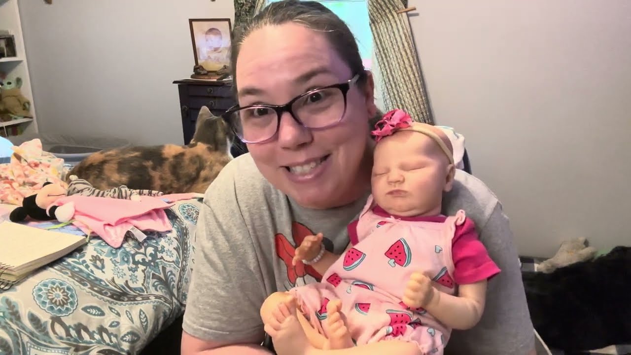 Little Me Tag @OnceUponAWishNursery / change and chat with Brynnleigh