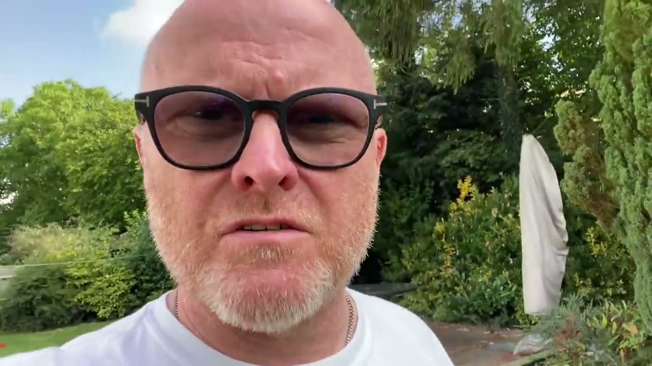 Tim Hands - living with nystagmus