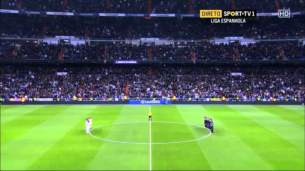 Santiago Bernabeu Minuto de Silêncio para Eusébio