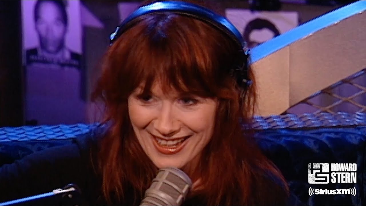 Nancy Wilson Plays a Heart Medley on the Howard Stern Show (1999)