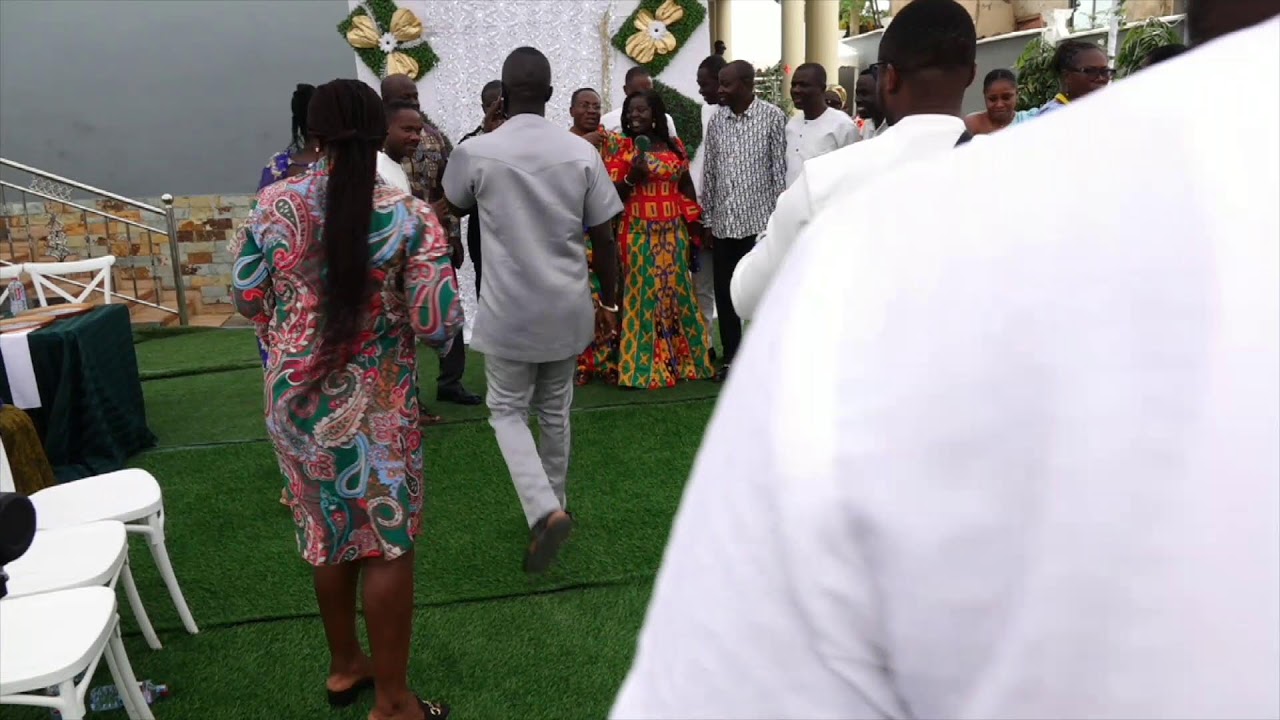 Customary Marriage:  Aps. Tetteh Juddah and Dcns. Chief Supt. Marian Osei - Adu