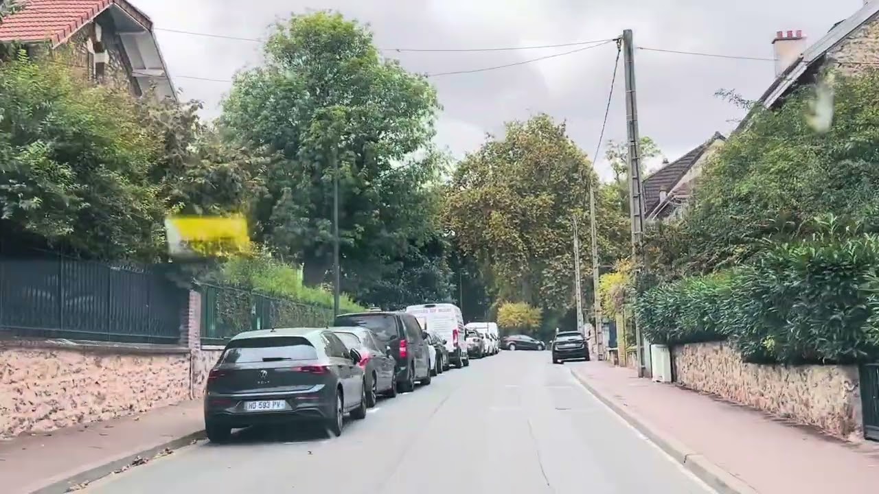 Dạo Quanh Thành Phố Paris - Pháp