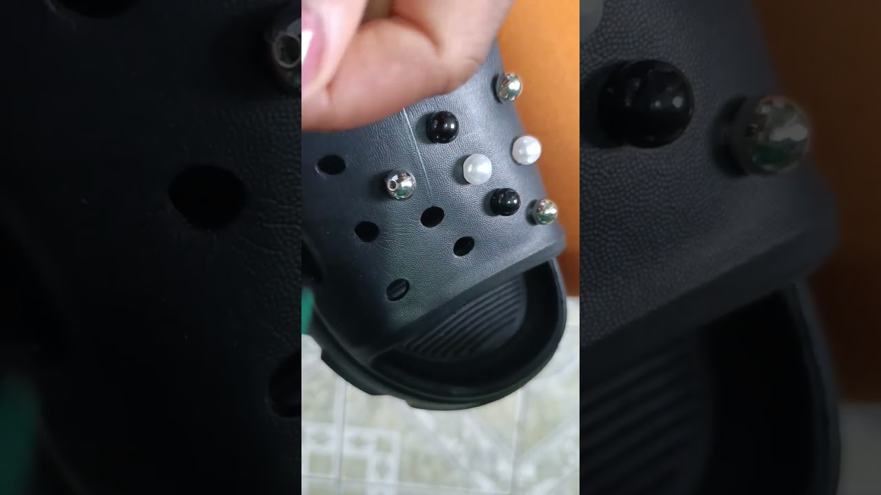 Sua babuch tamanco customizada com missangas 