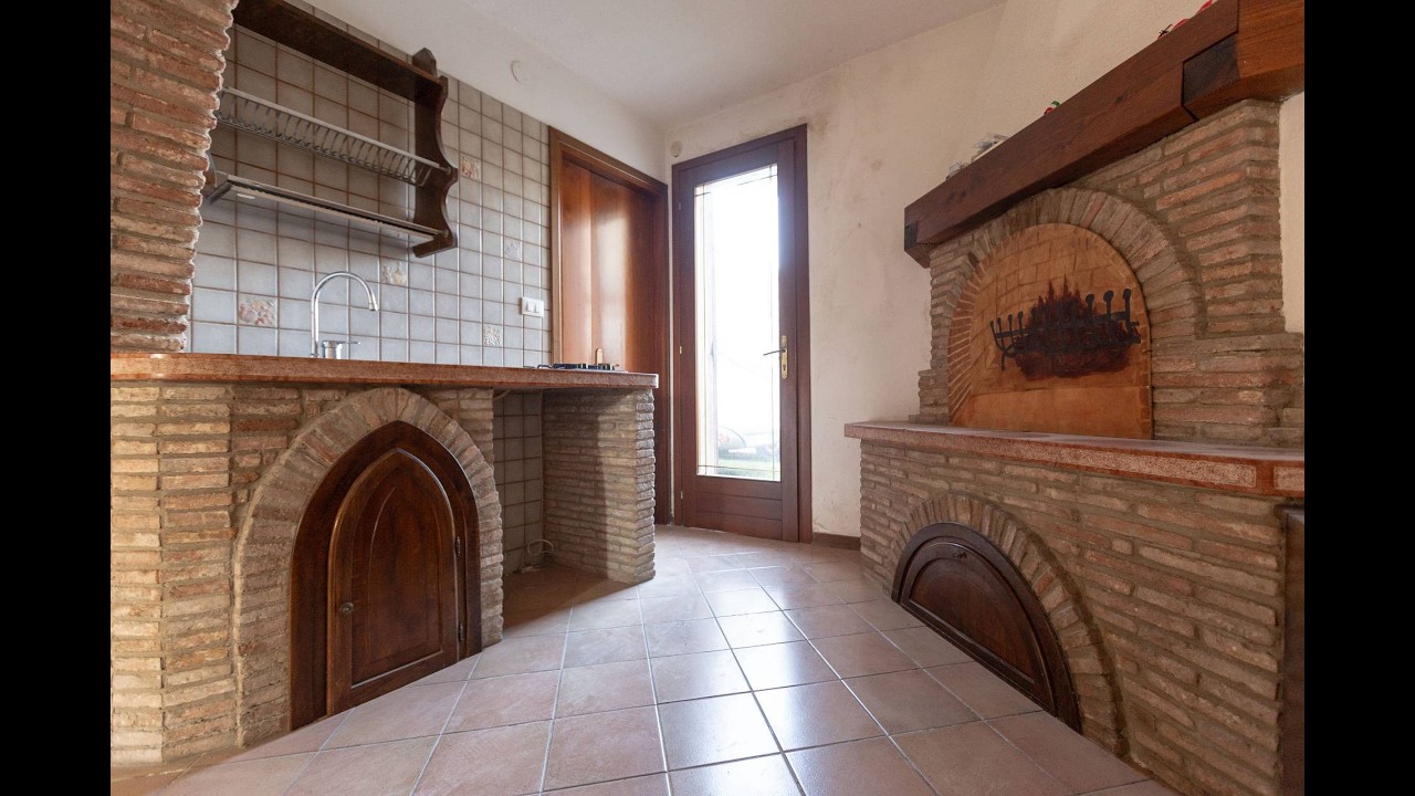 Porzione centrale di rustico a Mogliano Veneto WH018