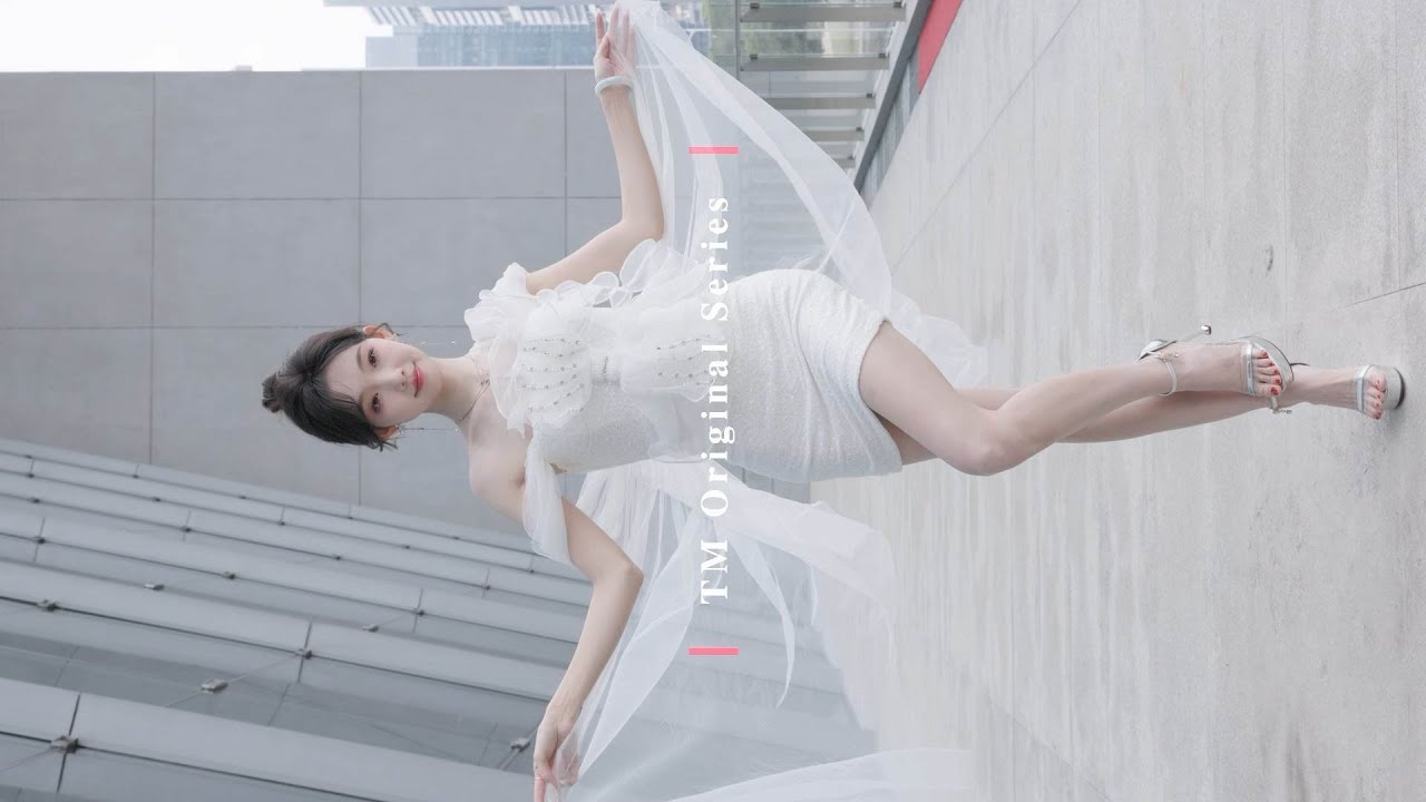 2024 廣州國際車展 29 #Model 小麵包 #婚紗少女 #美腿 #鉛筆腿 #Beautyleg Model #Longlegs #Beautifulmodel #LOOKBOOK #4K