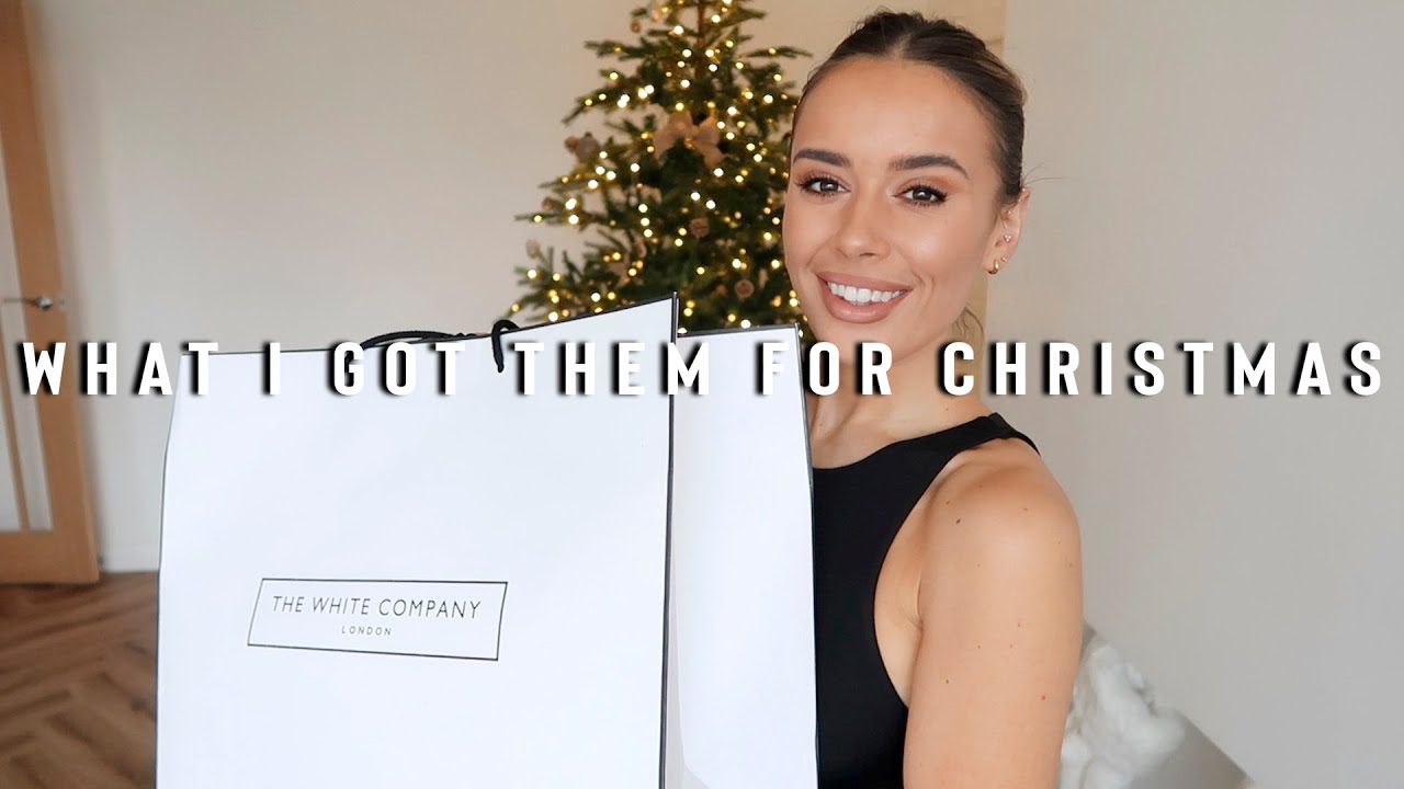 WHAT I GOT THEM FOR CHRISTMAS | VLOGMAS | Suzie Bonaldi