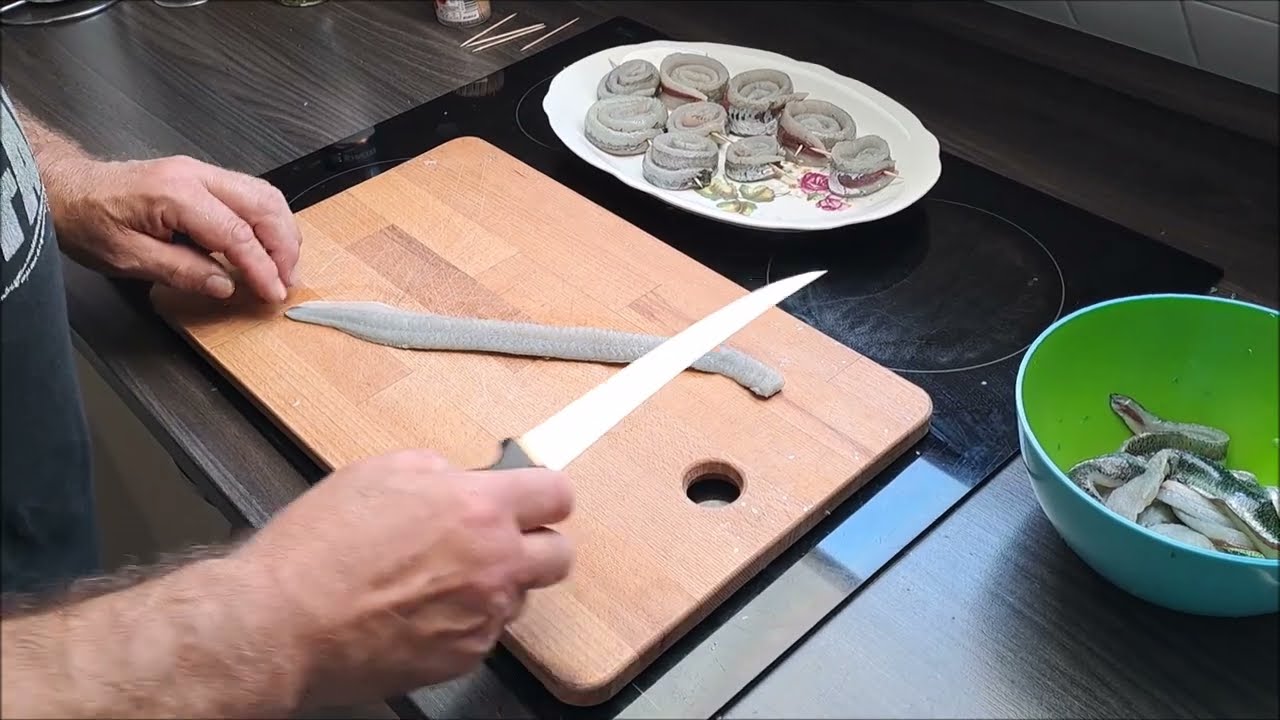 Hornhechtkringel...Hornfische filietieren