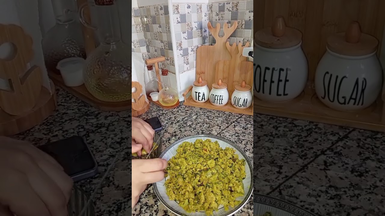وجدت فطوري فالدقيقة 90, 😋😋 و جيت نعرفكم شويا على روحي